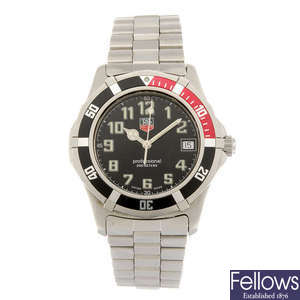(105003266) TAG HEUER - a gentleman's 2000 Series bracelet watch.