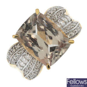 An 18ct gold idocrase and diamond dress ring.