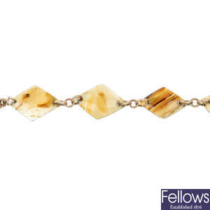 An early 19th century gold agate bracelet.