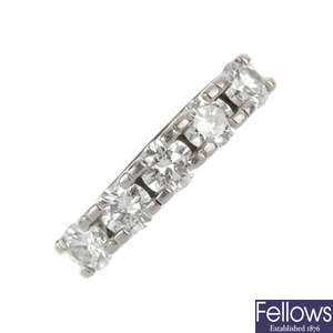 A diamond five-stone ring. 
