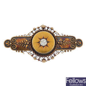 A mid Victorian 15ct gold diamond brooch.