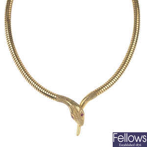 A 9ct gold snake necklace