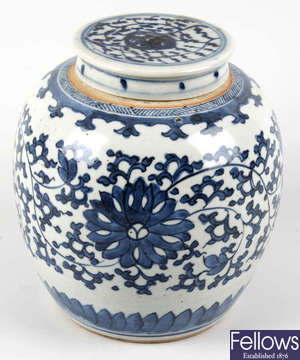 A Chinese blue and white porcelain jar and cover