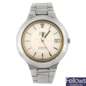 OMEGA - a gentleman's Seamaster f300Hz bracelet watch.