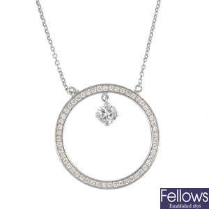 An 18ct gold diamond necklace.