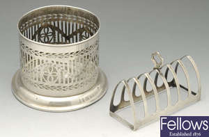 A small selection of silver & plated items.