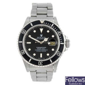 ROLEX - a gentleman's Oyster Perpetual Date Submariner bracelet watch. 