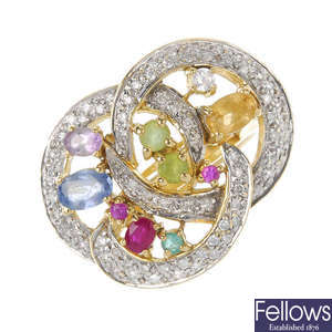 An 18ct gold gem-set dress ring.