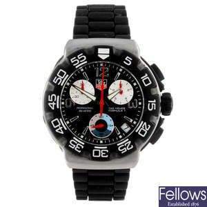 TAG HEUER - a gentleman's Formula 1 chronograph wrist watch.