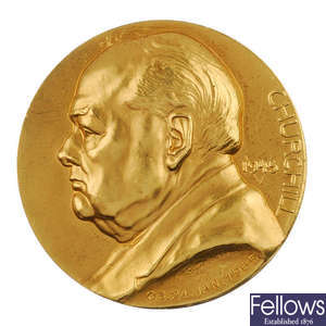 Sir Winston Churchill, death 1965, laudatory gold medal.