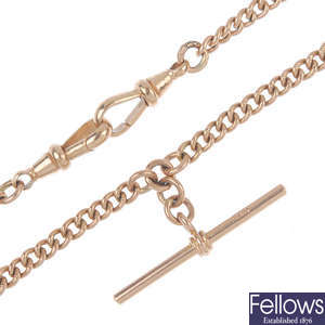 A 9ct gold Albert chain with T-bar.