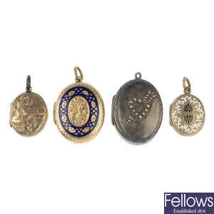 Four late 19th century oval lockets.