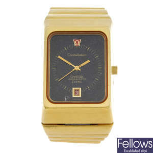 OMEGA - a gentleman's yellow metal Constellation Megaquartz f24MHz  bracelet watch.