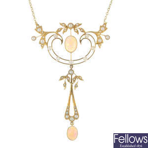 An early 20th century 15ct gold opal and split pearl necklace.