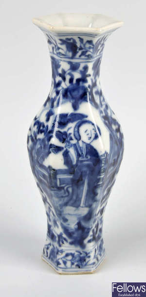 A Chinese blue and white porcelain hexagonal vase, etc.