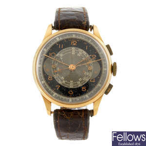 A gentleman's chronograph wrist watch.