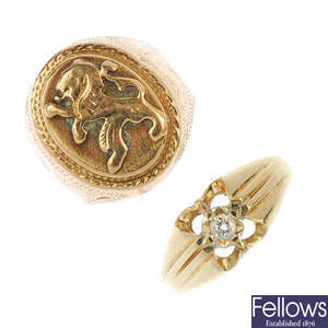A 9ct gold diamond ring and a signet ring.