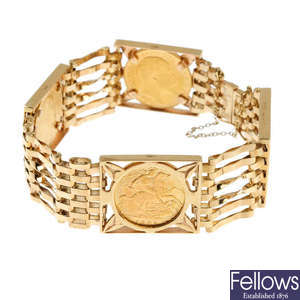 A 9ct gold gate bracelet, set with four Edwardian Half-Sovereign.
