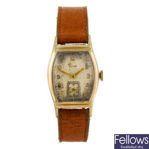 ELGIN - a gold plated De Luxe wrist watch.
