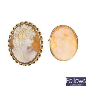 Two 9ct gold shell cameo brooches.