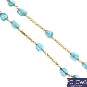 An 18ct gold tourmaline necklace and a carnelian bracelet.