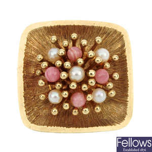 A 1970s 9ct gold seed pearl and rhodochrosite brooch.