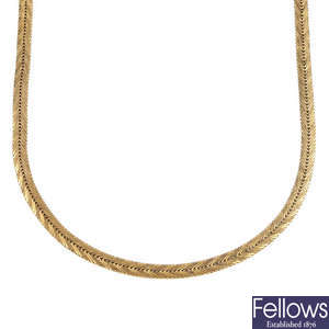 A 9ct gold collar. 