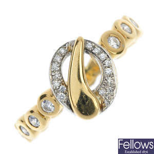 LINKS OF LONDON - an 18ct gold diamond dress ring.