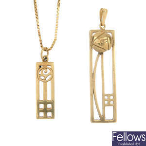Two 9ct gold pendants and a 9ct gold chain.