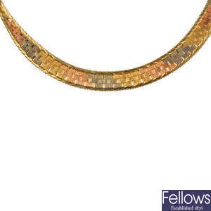 A 9ct gold tri-colour collar.