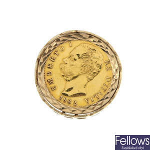 A 9ct gold coin ring.