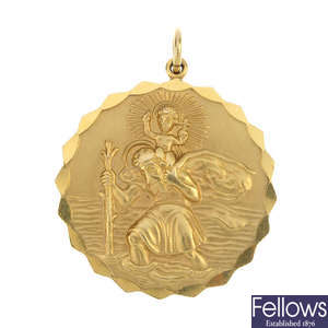 A 9ct gold St Christopher pendant and a gem-set bar brooch.