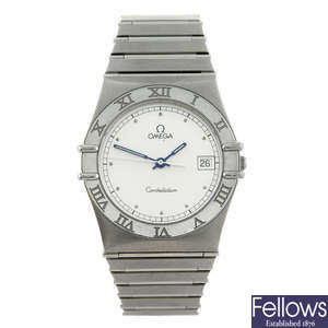 OMEGA - a gentleman's stainless steel Constellation bracelet watch.