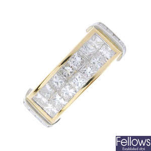 An 18ct gold diamond two-row ring.