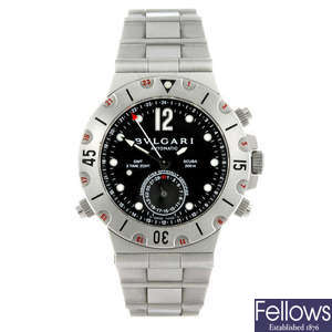 BULGARI - a gentleman's stainless steel Scuba GMT 3 Timezone bracelet watch.