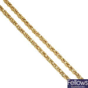 A 9ct gold necklace and bracelet.