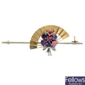 A mid 20th century 9ct gold gem-set fan brooch, by Alabaster and Wilson.