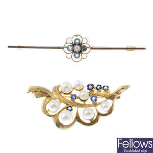 Two 9ct gold gem-set brooches.