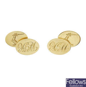 A pair of 18ct gold cufflinks.