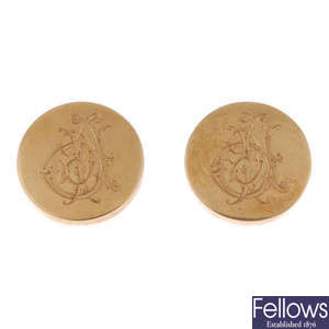 Two early 20th century gold buttons.