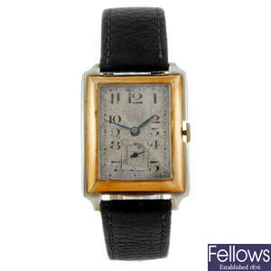 A gentleman's 9ct yellow gold wrist watch.
