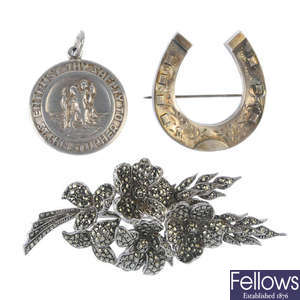 A selection of jewellery.