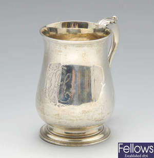 A George III half pint mug. 
