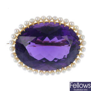 An early 20th century 14ct gold amethyst and seed pearl brooch.