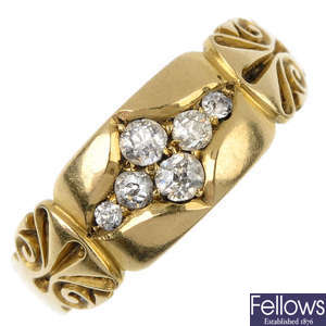 An early 20th century 18ct gold diamond ring.
