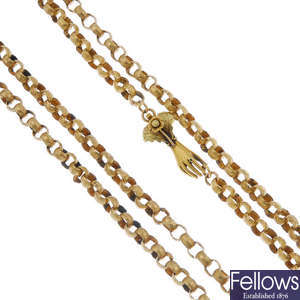 An early 20th century gold chain.