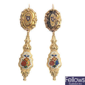 A pair of composite early 20th century 18ct gold ear pendants.
