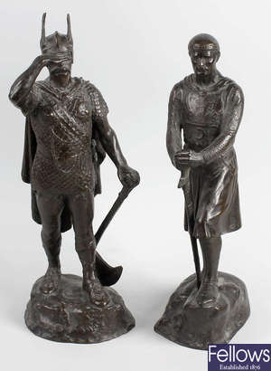 Two bronze figures. 