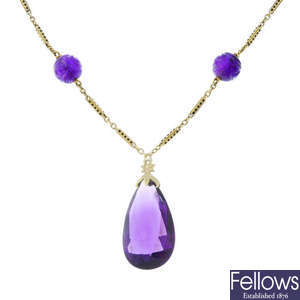 An amethyst necklace. 