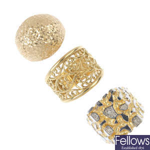 A selection of three 9ct gold rings.
